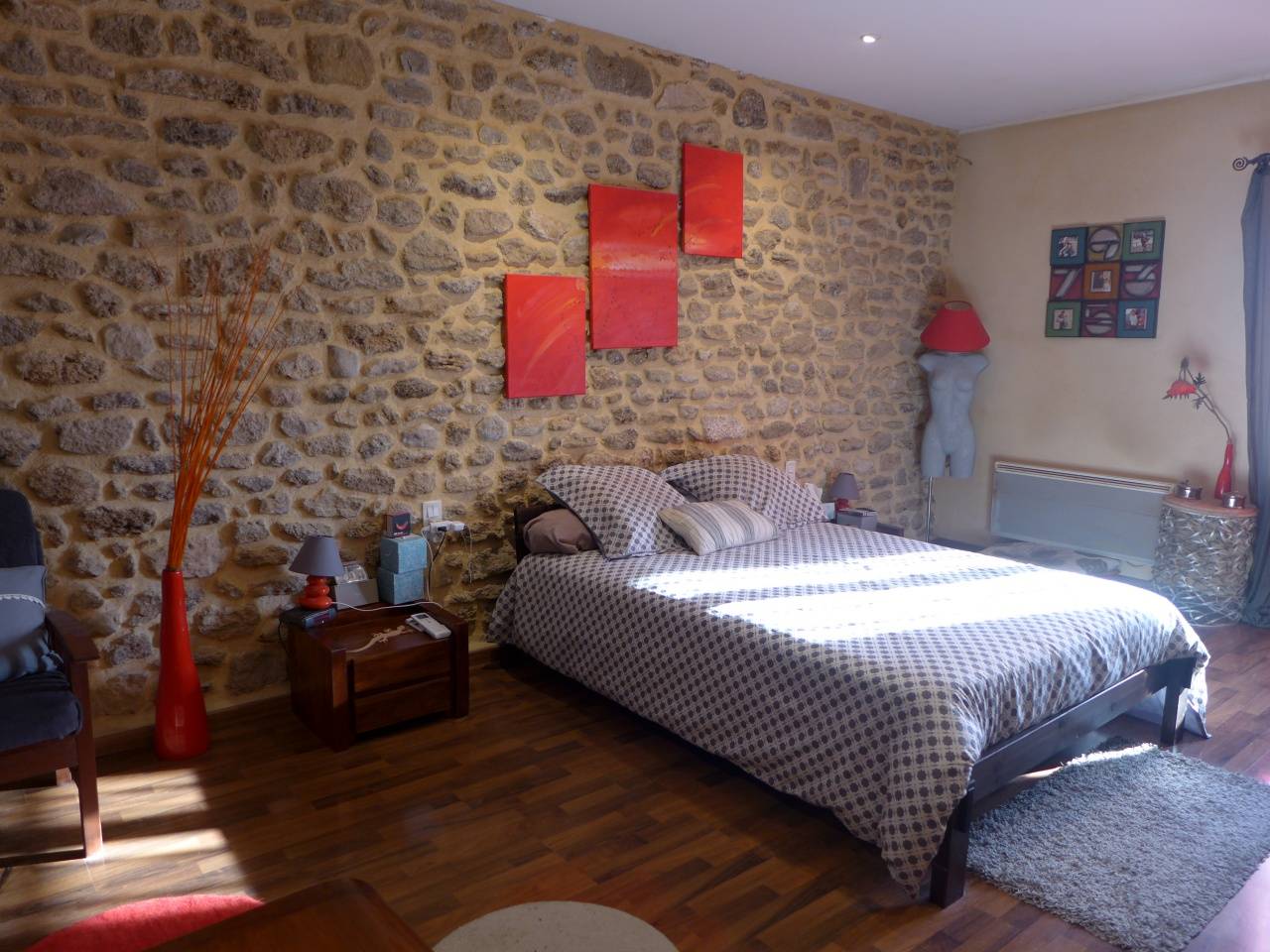 Maison restaurée en pierres suze la rousse VENDUE PAR MIRANDA IMMOBILIER